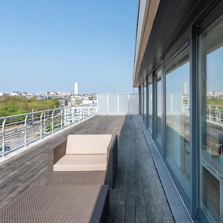 Penthouse With Seaview Apartment *